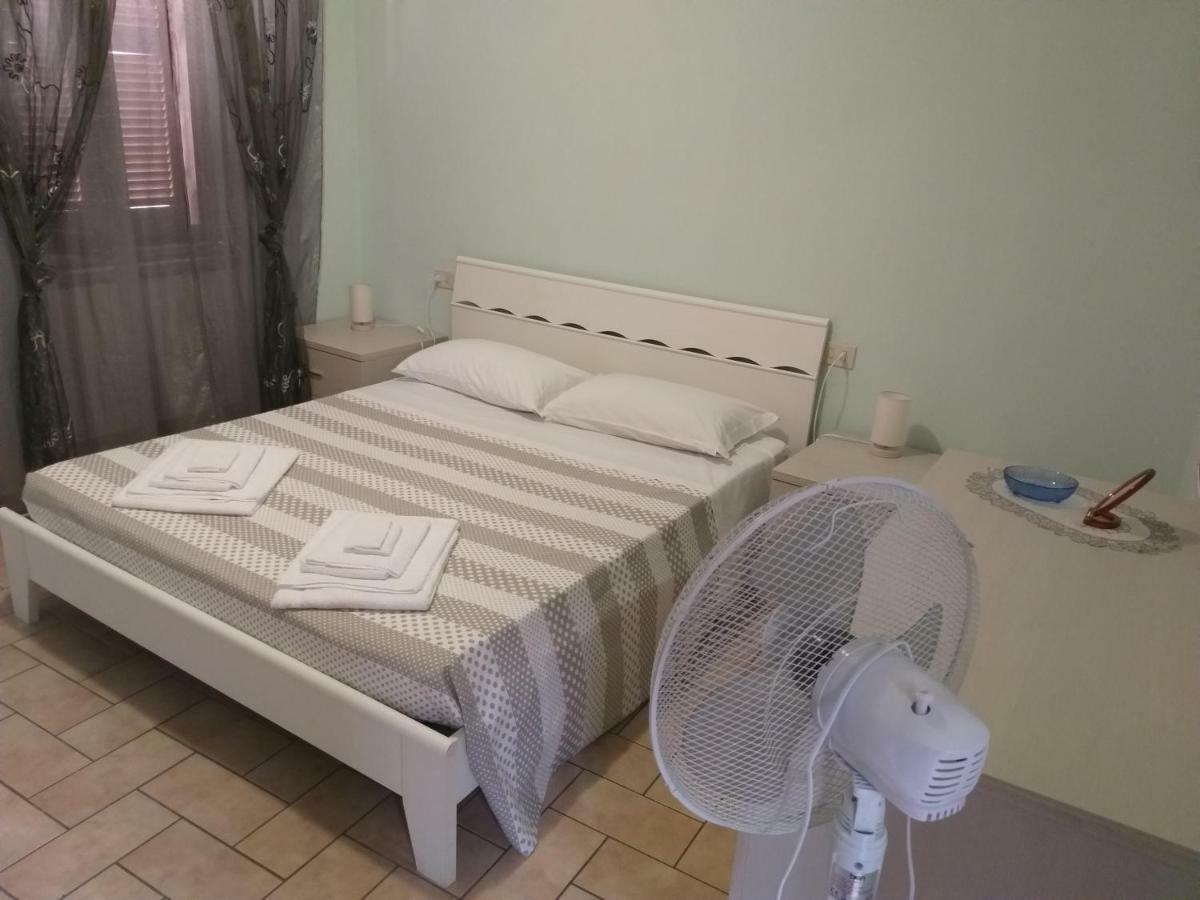 Appartamento Giusy Фолиньо Екстериор снимка